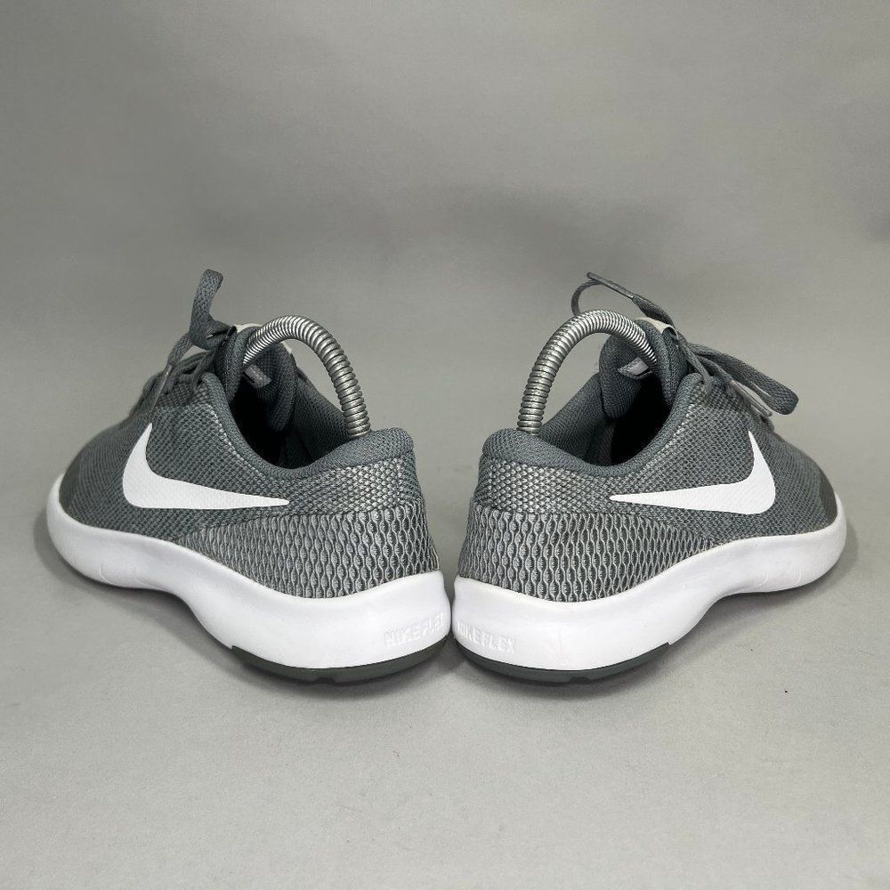 Nike Gray Trainers Sneaker Size 6Y Fits Women's Size 7.5 - Picture 7 of 11